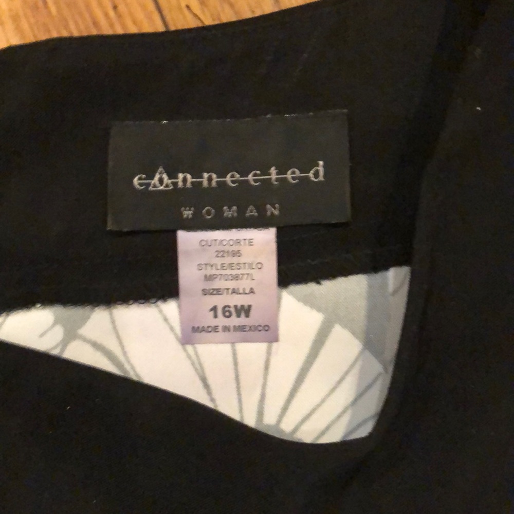 Connected (Las) - image 2